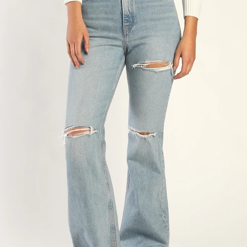 Levi’s 70s High Flare Light Wash Distressed High-Waisted Jeans